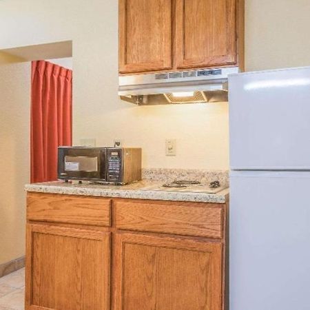 Rodeway Inn & Suites Macon Luaran gambar